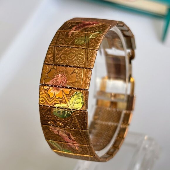 1950s Tri-Gold Tone Floral Etched Panel on Mesh Bracelet 7" Pink Green Vintage - Picture 4 of 14